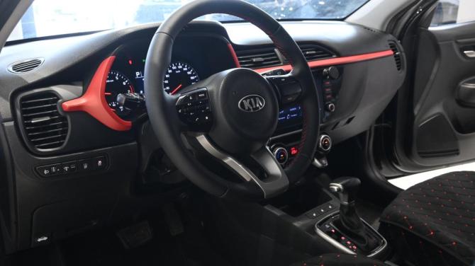 Kia Rio IV Рестайлинг с пробегом 2021 года, цена 1 750 000 рублей, 87168 км, хэтчбек, Автокод Объявления