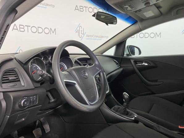 Opel Astra J Рестайлинг с пробегом 2014 года, цена 794 000 рублей, 99370 км, хэтчбек, Автокод Объявления
