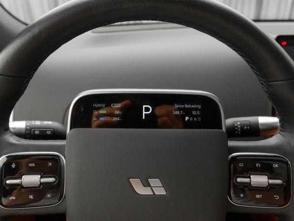 Li Auto (Lixiang) L7 I с пробегом 2023 года, цена 6 050 000 рублей, 48100 км, внедорожник, Автокод Объявления