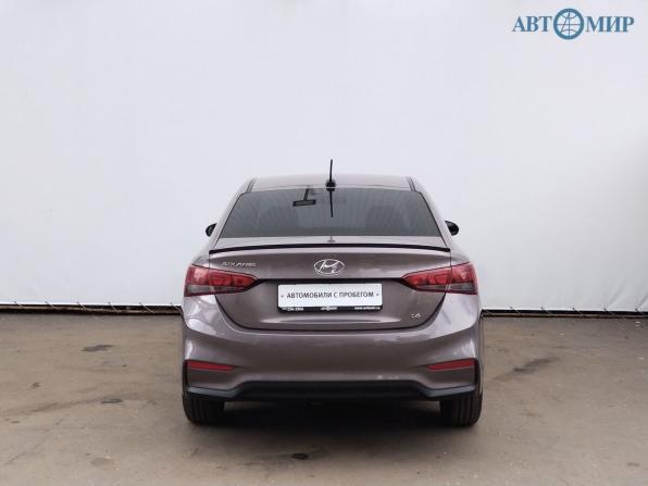 Hyundai Solaris II с пробегом 2019 года, цена 1 350 000 рублей, 98892 км, седан, Автокод Объявления