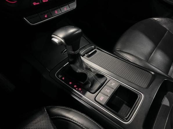 Kia Sorento III Prime Рестайлинг с пробегом 2019 года, цена 2 490 000 рублей, 185602 км, внедорожник, Автокод Объявления