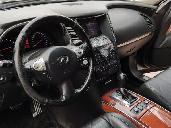 Infiniti FX II (S51) с пробегом 2010 года, цена 1 700 000 рублей, 225426 км, внедорожник, Автокод Объявления