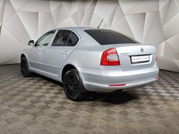 Skoda Octavia II (A5) Рестайлинг с пробегом 2011 года, цена 735 000 рублей, 214641 км, лифтбек, Автокод Объявления