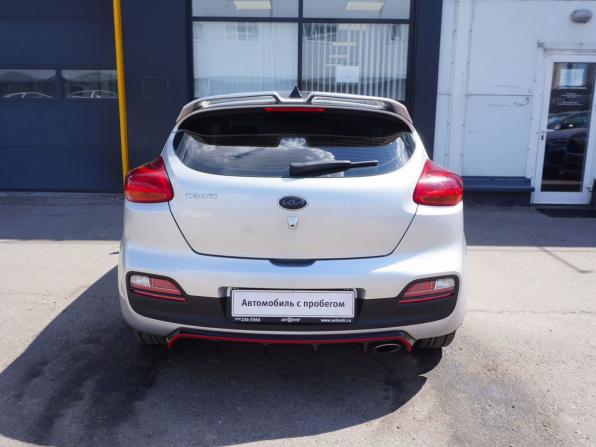 Kia Ceed II с пробегом 2013 года, цена 1 013 000 рублей, 196578 км, хэтчбек, Автокод Объявления