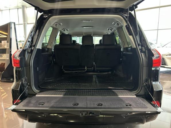 Lexus LX III Рестайлинг 2 с пробегом 2017 года, цена 7 699 000 рублей, 107954 км, внедорожник, Автокод Объявления