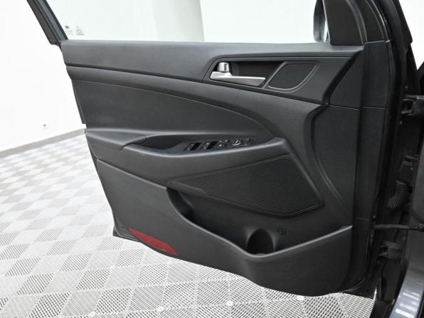 Hyundai Tucson III Рестайлинг с пробегом 2018 года, цена 1 389 000 рублей, 82868 км, внедорожник, Автокод Объявления