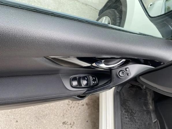 Nissan Qashqai II с пробегом 2014 года, цена 1 395 000 рублей, 176945 км, внедорожник, Автокод Объявления