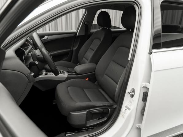 Audi A4 IV (B8) Рестайлинг с пробегом 2013 года, цена 1 180 000 рублей, 307003 км, седан, Автокод Объявления