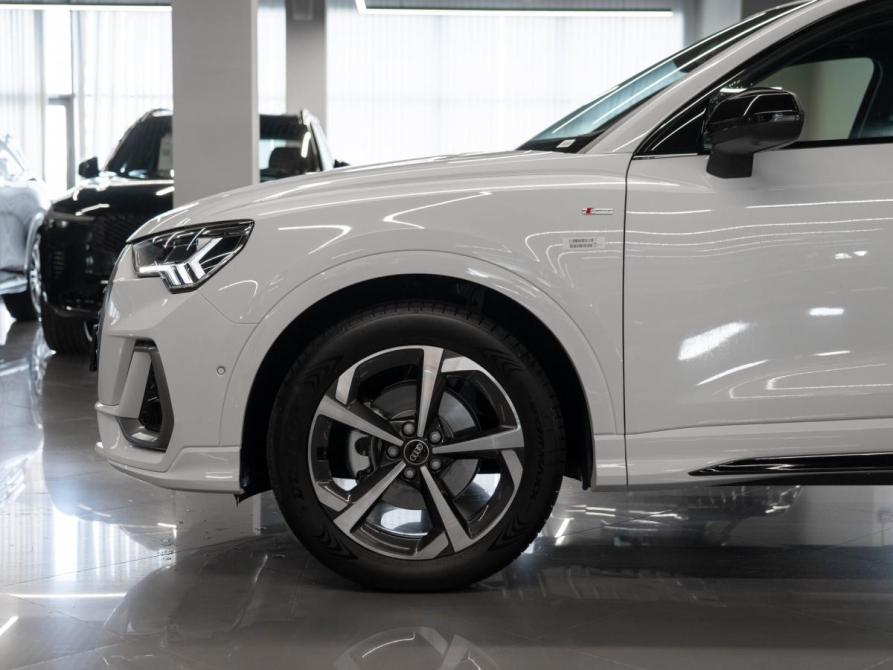 Audi Q3 II (F3) Москва  - изображение 24