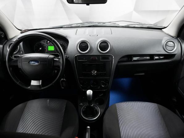 Ford Fusion I Рестайлинг с пробегом 2007 года, цена 470 000 рублей, 250000 км, хэтчбек, Автокод Объявления