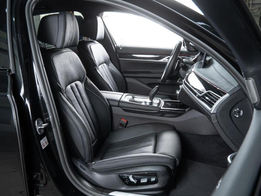 BMW 7 серии VI (G11/G12) Рестайлинг Волгоград  - изображение 13