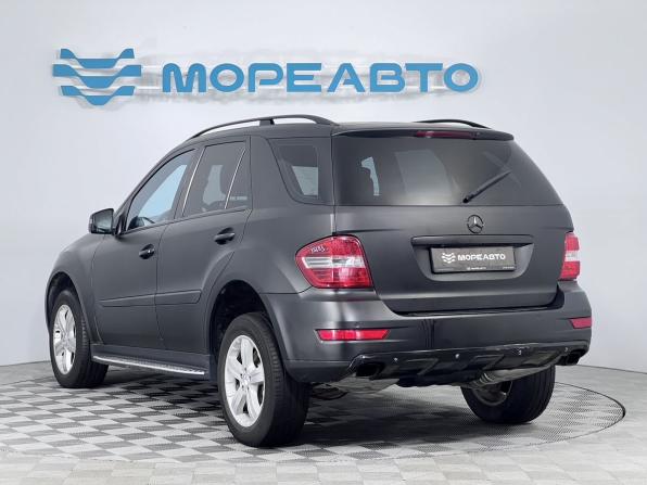 Mercedes-Benz M-Класс II (W164) Рестайлинг с пробегом 2011 года, цена 1 480 000 рублей, 226000 км, внедорожник, Автокод Объявления