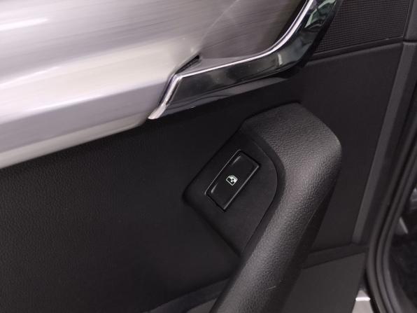 Skoda Octavia III (A7) Рестайлинг с пробегом 2019 года, цена 2 600 000 рублей, 189258 км, универсал, Автокод Объявления