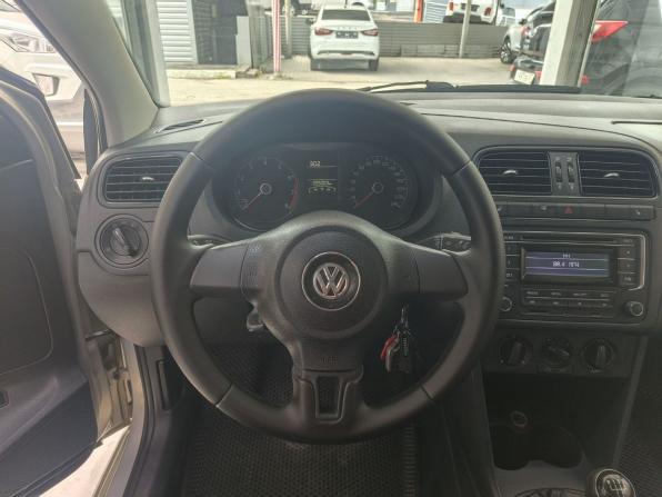 Volkswagen Polo V Рестайлинг с пробегом 2015 года, цена 778 000 рублей, 204949 км, седан, Автокод Объявления