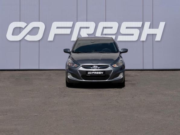Hyundai Solaris I с пробегом 2013 года, цена 899 000 рублей, 195858 км, седан, Автокод Объявления