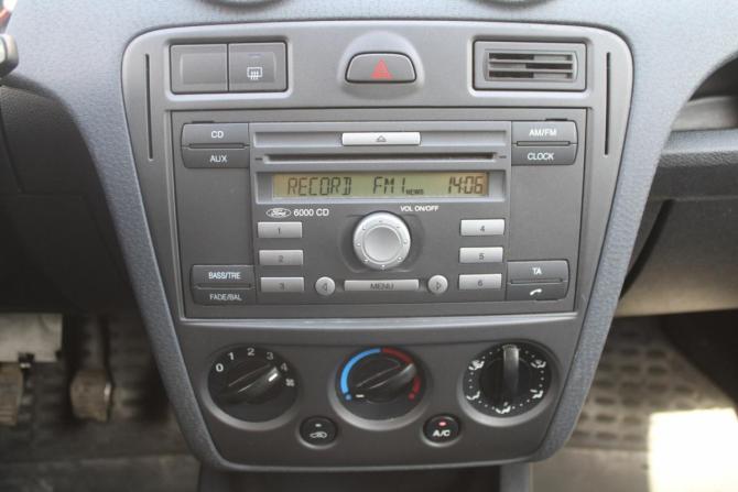 Ford Fusion I Рестайлинг с пробегом 2008 года, цена 650 000 рублей, 86000 км, хэтчбек, Автокод Объявления