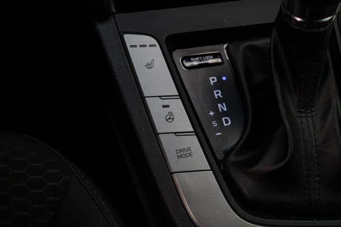 Hyundai Elantra VI (AD) Рестайлинг с пробегом 2019 года, цена 1 730 000 рублей, 128431 км, седан, Автокод Объявления