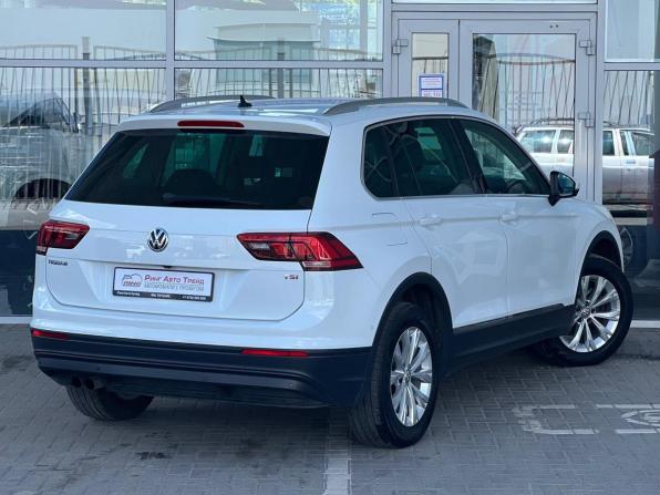 Volkswagen Tiguan II с пробегом 2017 года, цена 2 279 000 рублей, 98369 км, внедорожник, Автокод Объявления