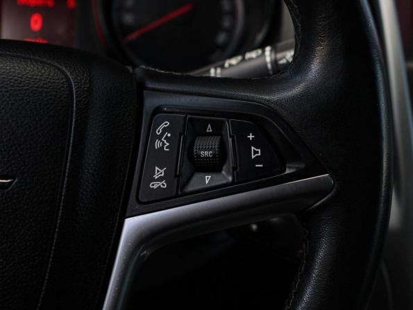 Opel Astra J с пробегом 2012 года, цена 700 000 рублей, 152672 км, хэтчбек, Автокод Объявления
