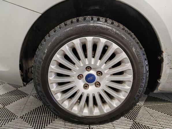 Ford Focus II Рестайлинг с пробегом 2011 года, цена 455 000 рублей, 244491 км, седан, Автокод Объявления