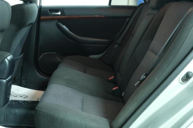 Toyota Avensis II с пробегом 2006 года, цена 699 000 рублей, 420000 км, седан, Автокод Объявления