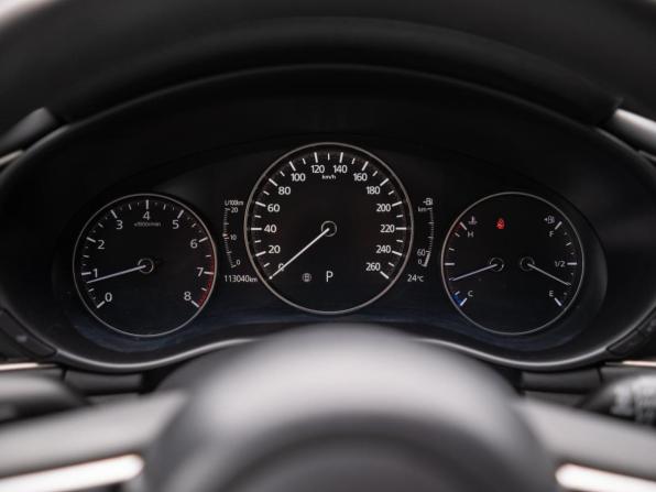 Mazda 3 IV (BP) с пробегом 2019 года, цена 2 450 000 рублей, 113040 км, хэтчбек, Автокод Объявления