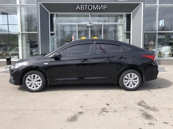 Hyundai Solaris II с пробегом 2017 года, цена 1 229 000 рублей, 91556 км, седан, Автокод Объявления
