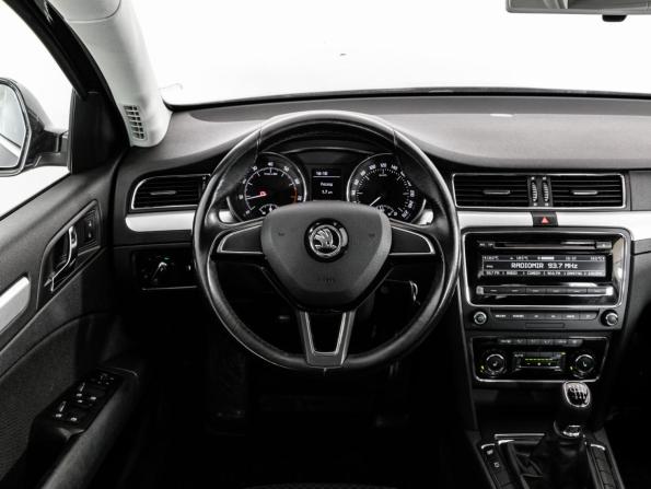 Skoda Superb II Рестайлинг с пробегом 2014 года, цена 1 400 000 рублей, 136389 км, лифтбек, Автокод Объявления
