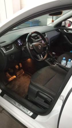 Skoda Octavia III (A7) Рестайлинг с пробегом 2018 года, цена 1 350 000 рублей, 206798 км, лифтбек, Автокод Объявления