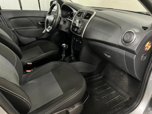 Renault Sandero II Рестайлинг с пробегом 2021 года, цена 1 142 000 рублей, 50845 км, хэтчбек, Автокод Объявления