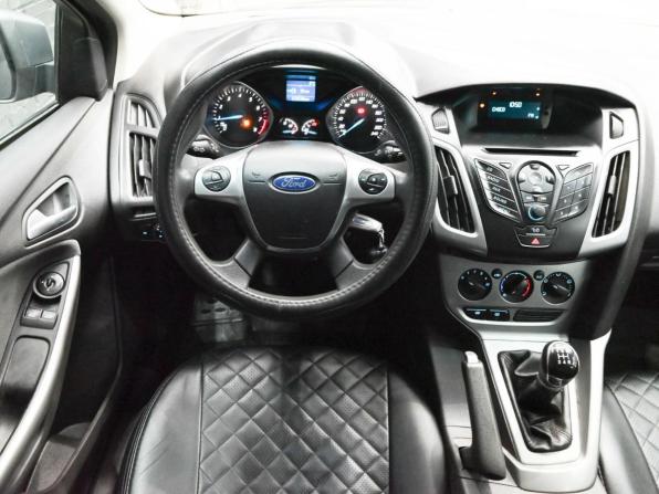 Ford Focus III с пробегом 2014 года, цена 870 000 рублей, 173145 км, седан, Автокод Объявления