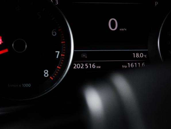 Volkswagen Touareg II с пробегом 2013 года, цена 1 930 000 рублей, 202514 км, внедорожник, Автокод Объявления