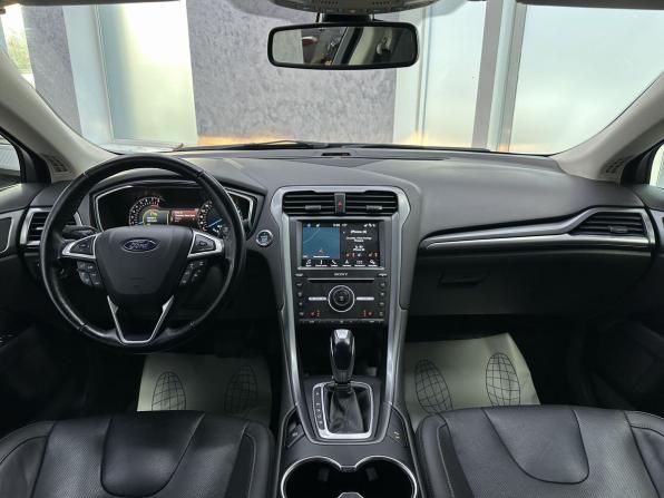 Ford Mondeo V с пробегом 2017 года, цена 1 635 000 рублей, 108938 км, седан, Автокод Объявления