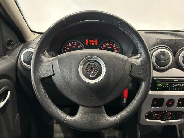 Renault Sandero I с пробегом 2012 года, цена 649 000 рублей, 93508 км, хэтчбек, Автокод Объявления