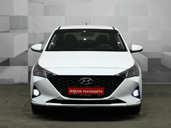 Hyundai Solaris II Рестайлинг с пробегом 2021 года, цена 1 490 000 рублей, 62595 км, седан, Автокод Объявления