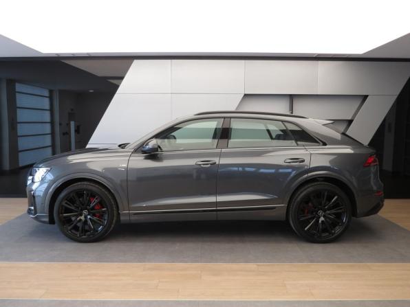 Audi Q8 I (4M) Рестайлинг с пробегом 2025 года, цена 16 600 000 рублей, 10 км, внедорожник, Автокод Объявления