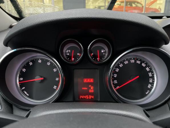 Opel Mokka I с пробегом 2014 года, цена 999 000 рублей, 144532 км, внедорожник, Автокод Объявления