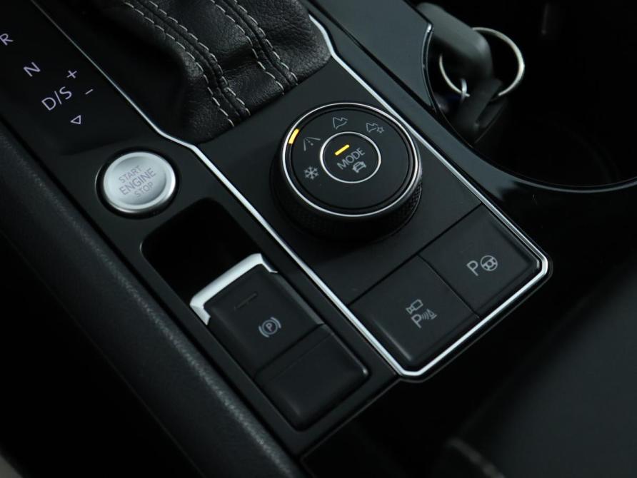 Volkswagen Teramont I Рестайлинг Санкт-Петербург  - изображение 21