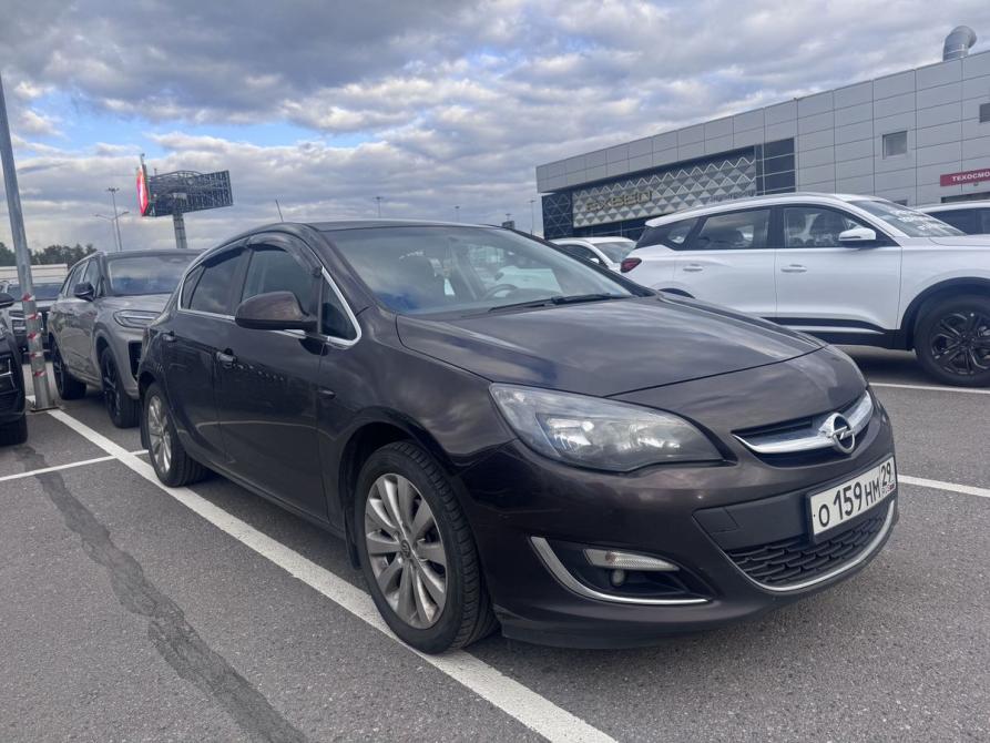 Opel Astra J Рестайлинг Санкт-Петербург  - изображение 3