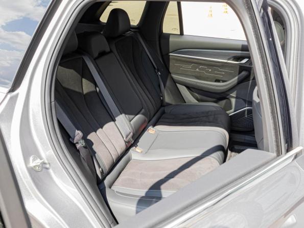Geely Monjaro I с пробегом 2024 года, цена 3 349 009 рублей, 26163 км, внедорожник, Автокод Объявления