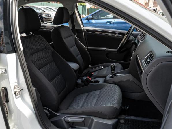 Volkswagen Jetta VI Рестайлинг с пробегом 2016 года, цена 1 430 000 рублей, 121433 км, седан, Автокод Объявления