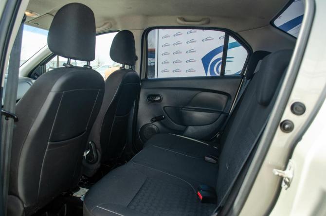 Renault Logan II с пробегом 2017 года, цена 650 000 рублей, 140080 км, седан, Автокод Объявления