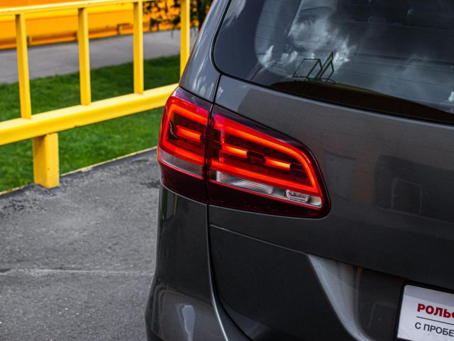 Volkswagen Sharan II Рестайлинг Москва  - изображение 18