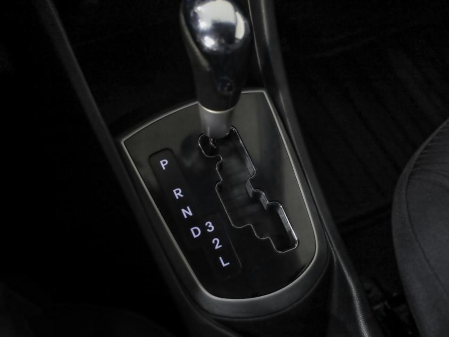 Hyundai Solaris I Санкт-Петербург  - изображение 15