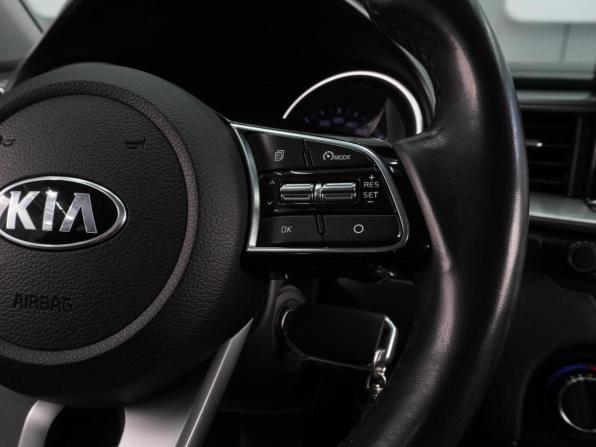 Kia Ceed III с пробегом 2019 года, цена 1 596 070 рублей, 104397 км, универсал, Автокод Объявления