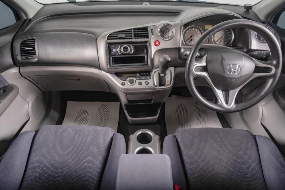 Honda Stream II Рестайлинг Томск  - изображение 10
