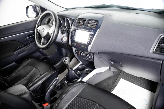 Mitsubishi ASX I с пробегом 2011 года, цена 799 000 рублей, 207000 км, внедорожник, Автокод Объявления
