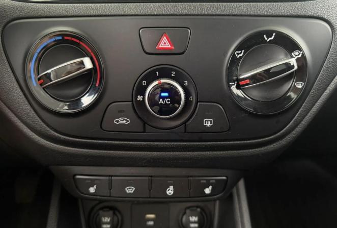 Hyundai Solaris II Рестайлинг с пробегом 2021 года, цена 1 395 000 рублей, 149951 км, седан, Автокод Объявления