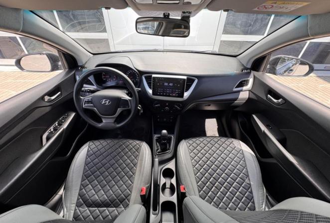 Hyundai Solaris II с пробегом 2019 года, цена 1 065 000 рублей, 153425 км, седан, Автокод Объявления