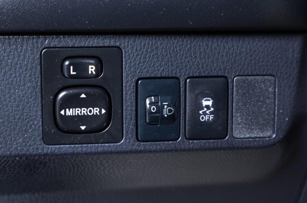 Toyota RAV4 IV (XA40) Новосибирск  - изображение 17